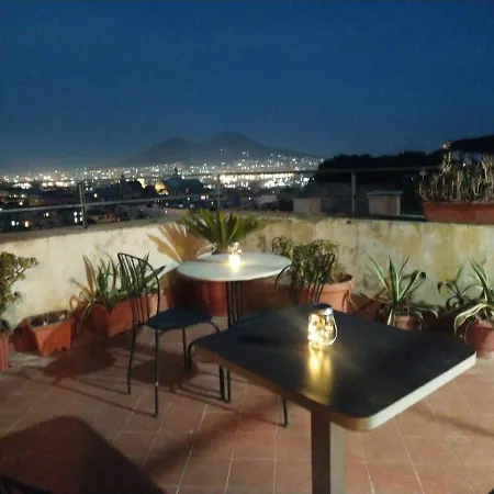 Maison Zio Bruno A' Scalinatella Napels